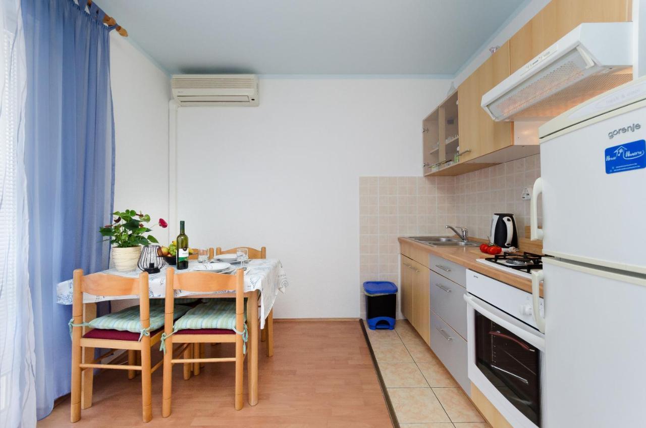 Apartments Mijatovic Lopar Exterior foto